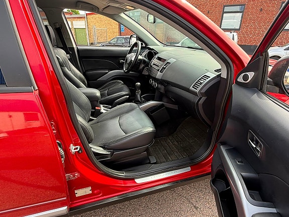 Mitsubishi Outlander 14 of 15