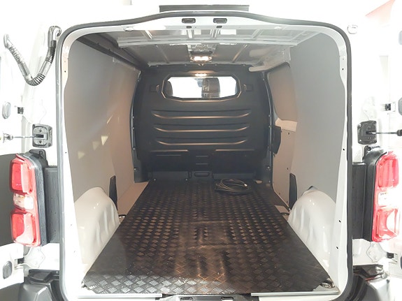 Citroen E-Jumpy 7 of 9