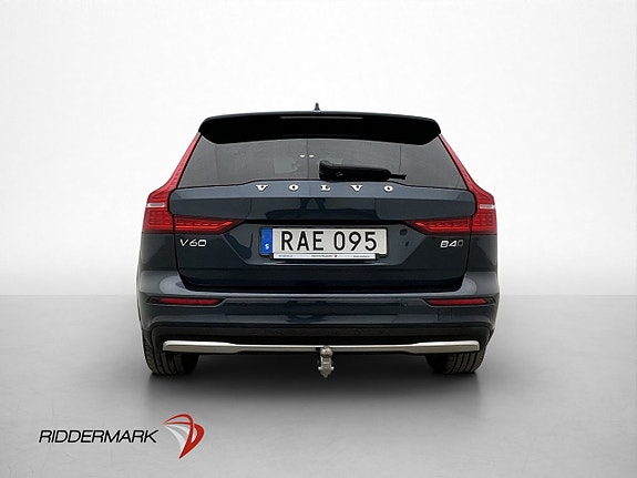Volvo V60 Cross Country 6 of 30