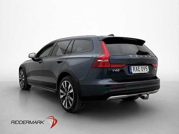 Volvo V60 Cross Country 5 of 5