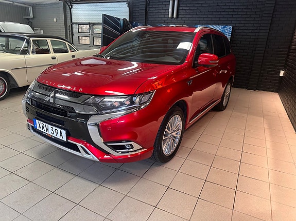 Mitsubishi Outlander 4 of 5