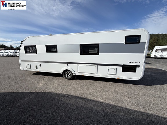 Adria ALPINA 663 UK med AC och Solceller -22 5 of 21