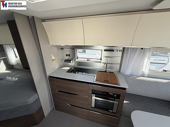 Adria ALPINA 663 UK med AC och Solceller -22 18 of 21