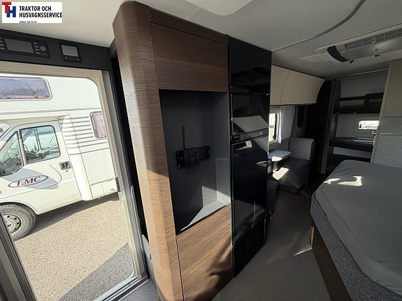 Adria ALPINA 663 UK med AC och Solceller -22 9 of 21