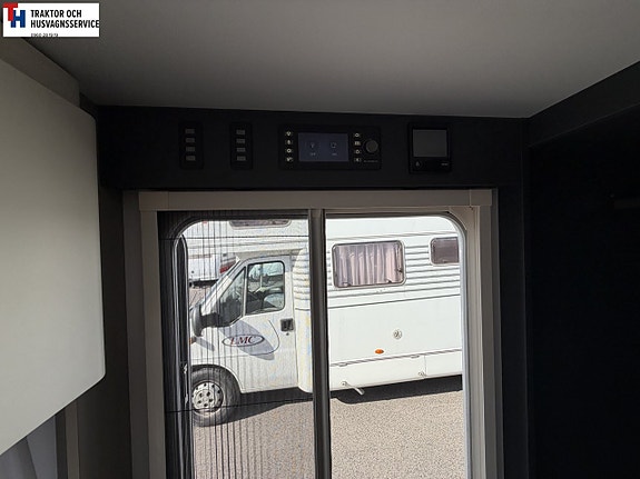 Adria ALPINA 663 UK med AC och Solceller -22 19 of 21