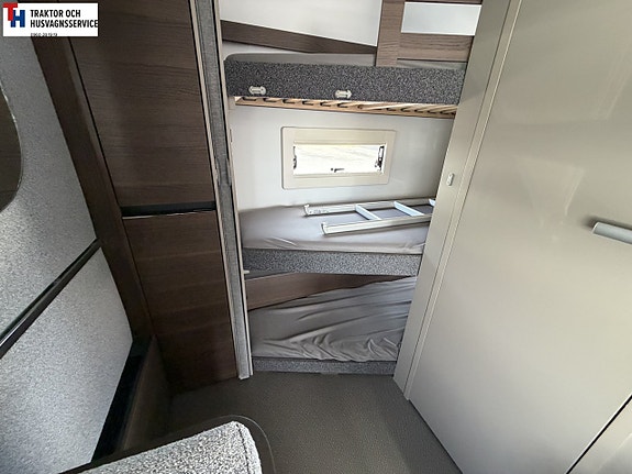 Adria ALPINA 663 UK med AC och Solceller -22 12 of 21