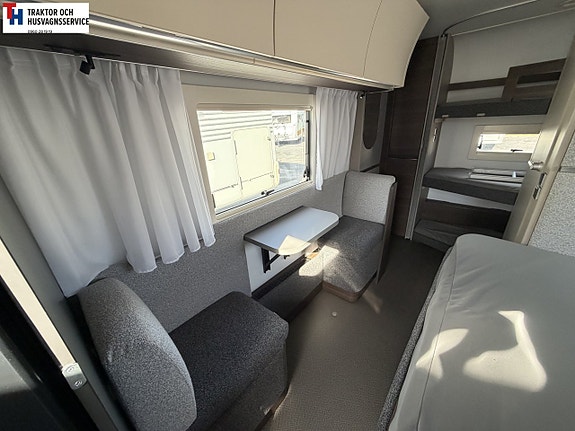 Adria ALPINA 663 UK med AC och Solceller -22 11 of 21