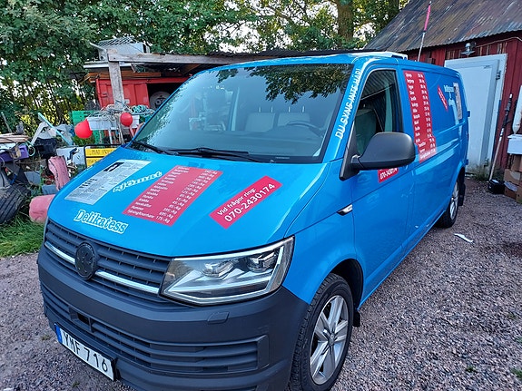Volkswagen Transporter 3 of 5