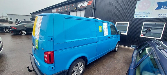 Volkswagen Transporter 2 of 5