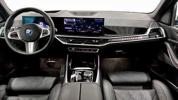 BMW X5 4 of 5