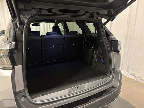 Peugeot 5008 4 of 5