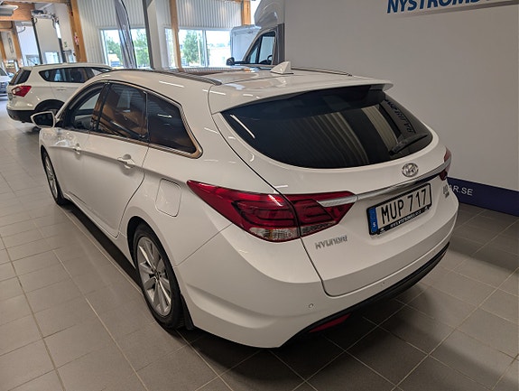 Hyundai i40 3 of 13