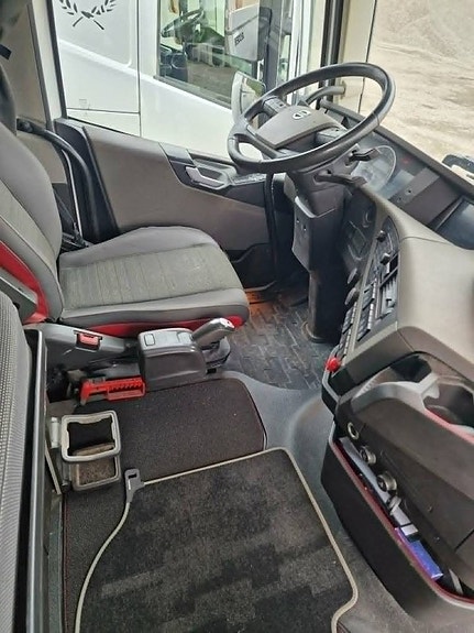 Volvo FH540 Schaktbil 12500 mil 7 of 12