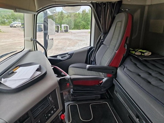 Volvo FH540 Schaktbil 12500 mil 9 of 12