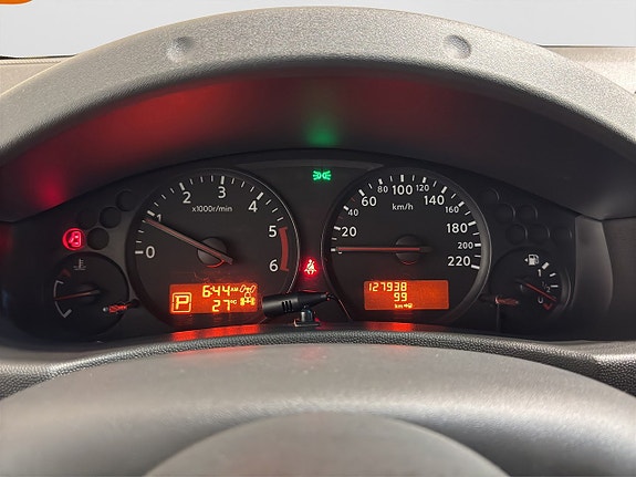 Nissan Navara 14 of 21