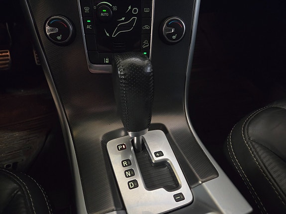 Volvo XC60 9 of 11