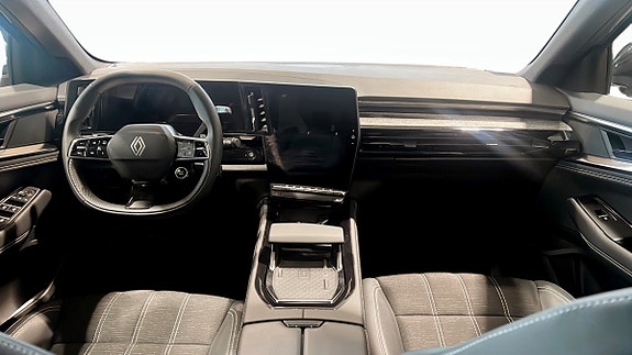 Renault Austral 7 of 12