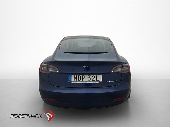 Tesla Model 3 8 of 30