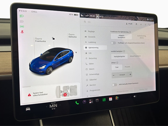 Tesla Model 3 26 of 30
