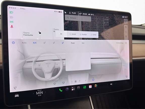 Tesla Model 3 24 of 30