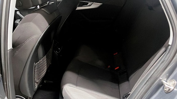 Audi A4 11 of 12