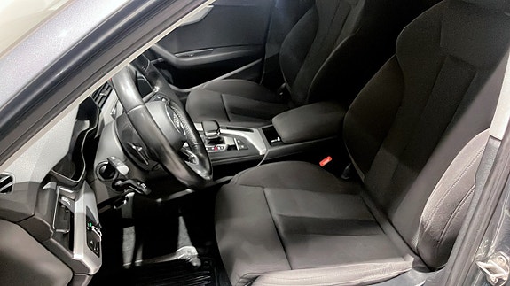 Audi A4 8 of 12
