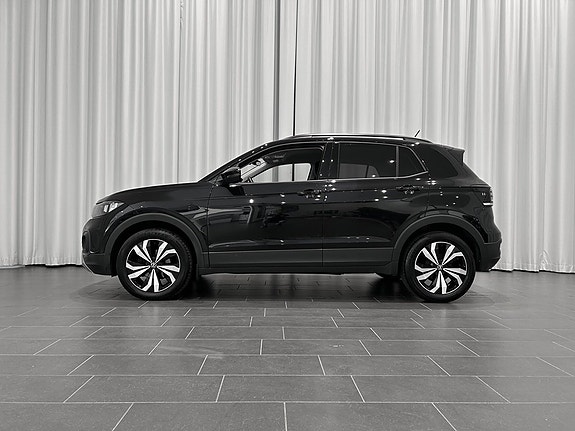 Volkswagen T-Cross 2 of 5