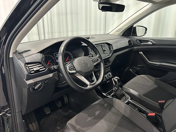 Volkswagen T-Cross 8 of 14