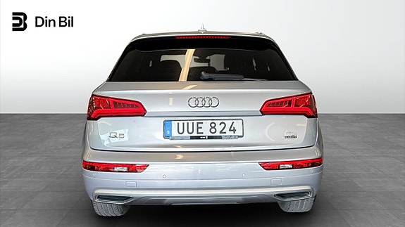 Audi Q5 5 of 18