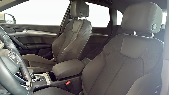 Audi Q5 8 of 18