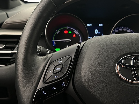 Toyota C-HR 17 of 29