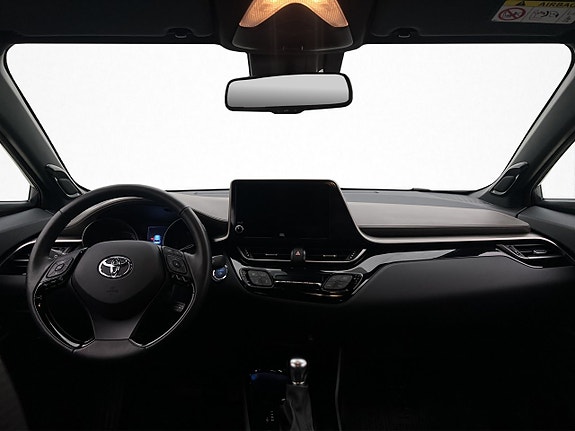 Toyota C-HR 16 of 29