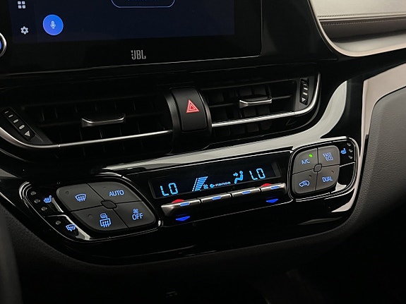 Toyota C-HR 21 of 29