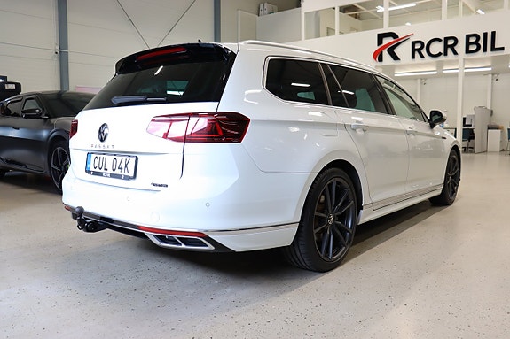Volkswagen Passat 5 of 27