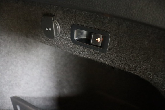 Volkswagen Passat 8 of 27