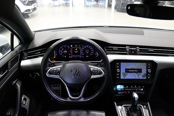 Volkswagen Passat 14 of 27