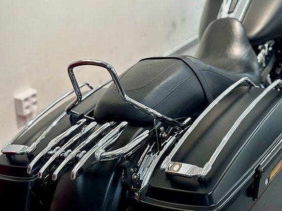 Harley-Davidson FLHX Street Glide 103 4 of 5