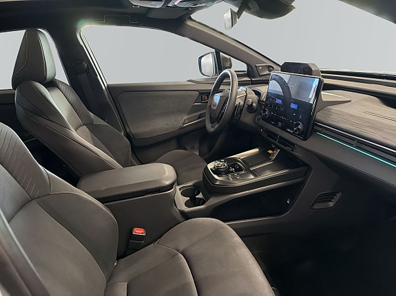 Toyota C-HR+ 6 of 18
