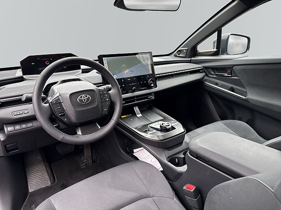 Toyota C-HR+ 9 of 18
