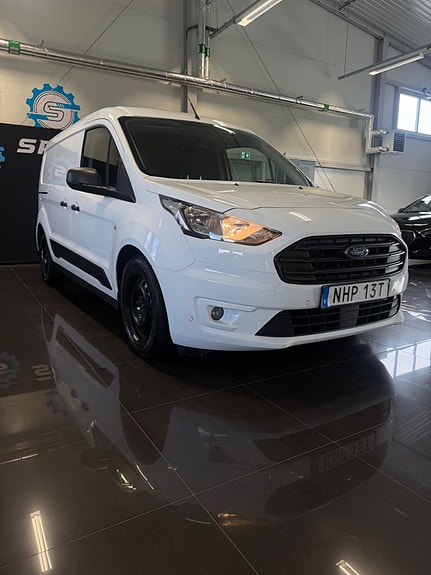 Ford Transit Connect 5 of 5