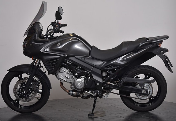 Suzuki DL650A / Ny servad/ Bytt framdäck 4 of 5