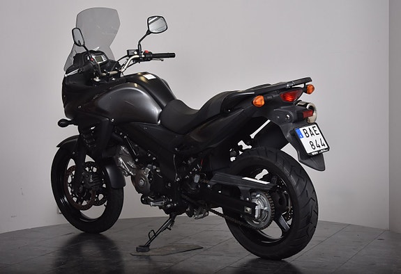 Suzuki DL650A / Ny servad/ Bytt framdäck 5 of 5