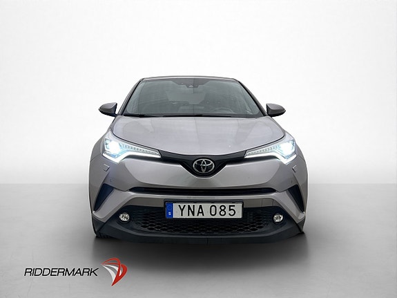 Toyota C-HR 2 of 30
