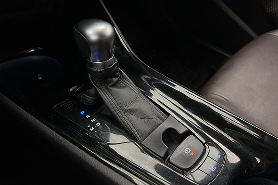 Toyota C-HR 22 of 30