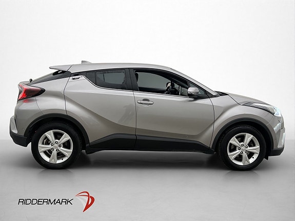 Toyota C-HR 9 of 30