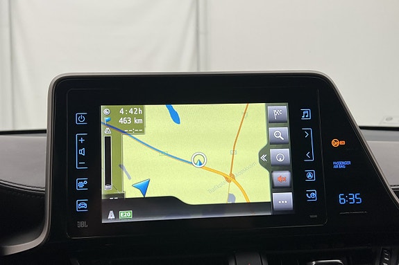 Toyota C-HR 19 of 30
