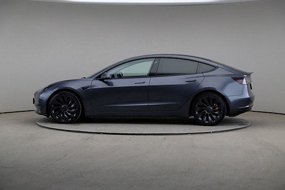 Tesla Model 3 4 of 5