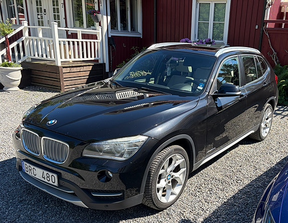 BMW X1 2 of 8