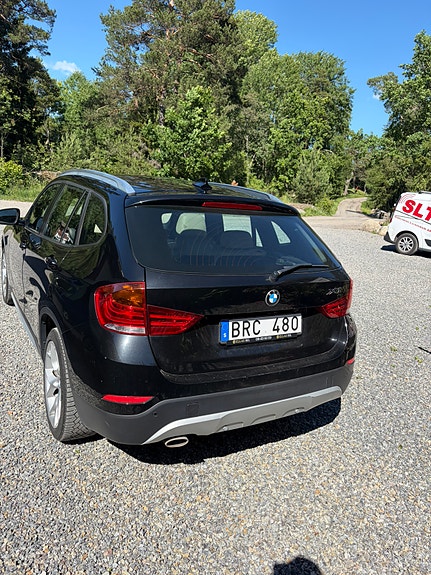 BMW X1 4 of 8