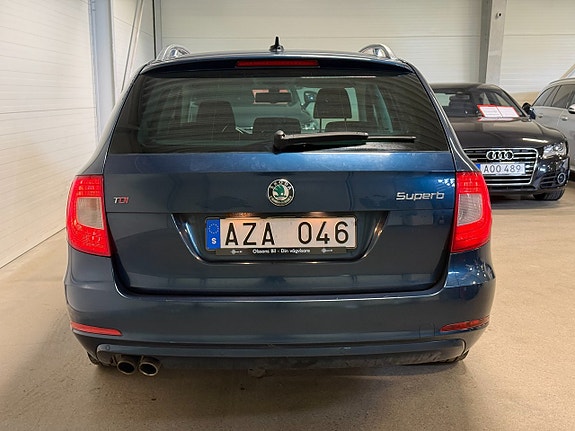Skoda Superb 7 of 18